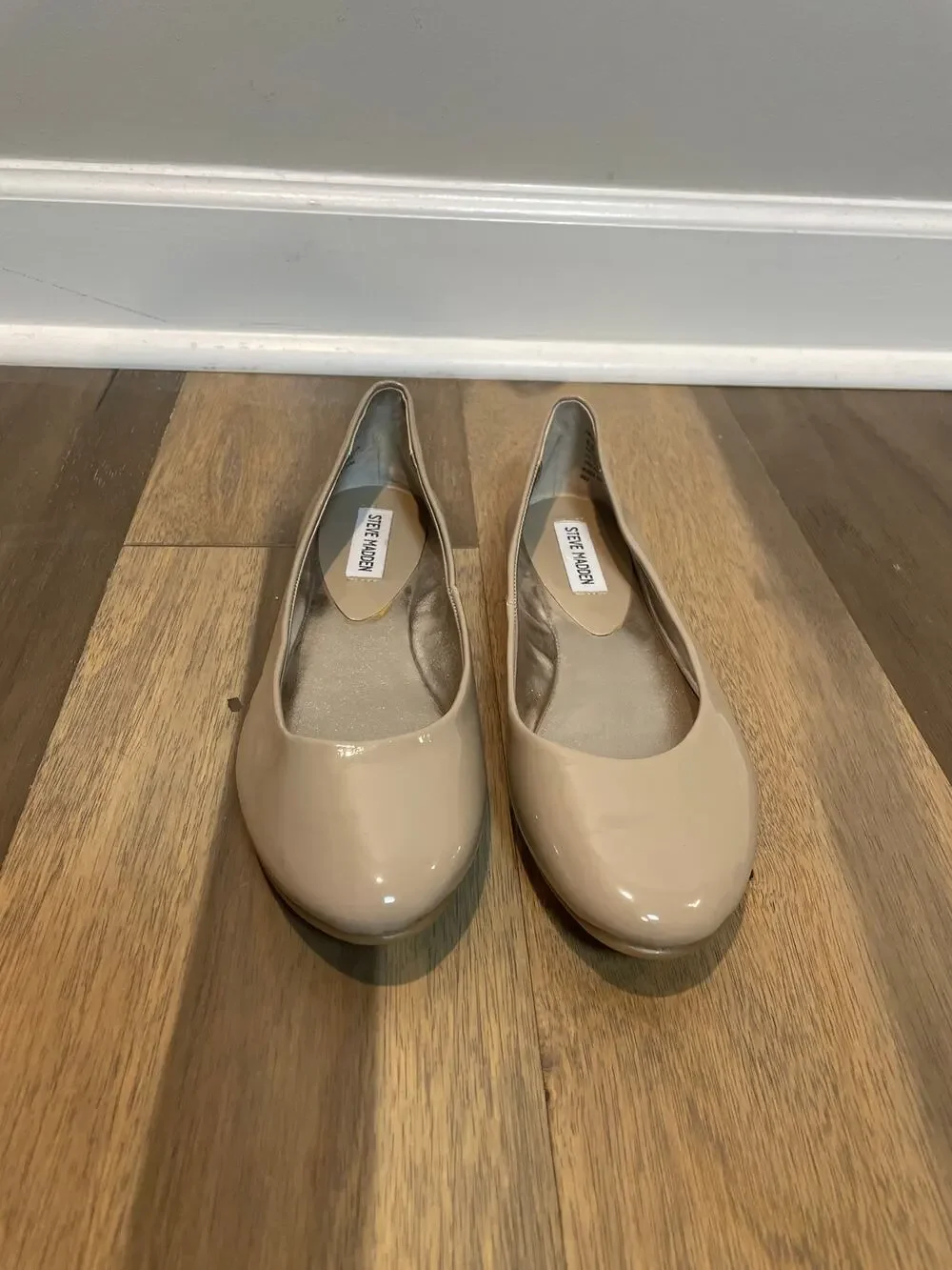 Steve Madden Patent Leather Tan Flats Womens Size 8.5